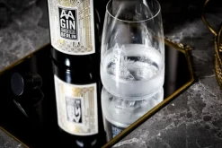 »AAGIN« Dry Gin im Set mit AAGIN Glas