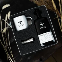 »Adventure Case« von BIRDS Dry Gin