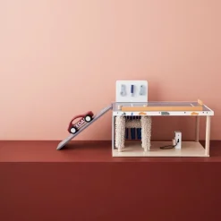 Autowerkstatt aus Holz