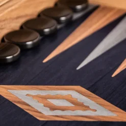 Backgammon, Schwarzeiche mit Walnussintarsien