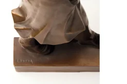 Barlach: Skulptur »Wanderer im Wind«