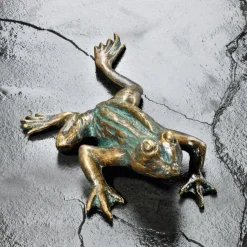 Gartenskulptur »Kletterfrosch«