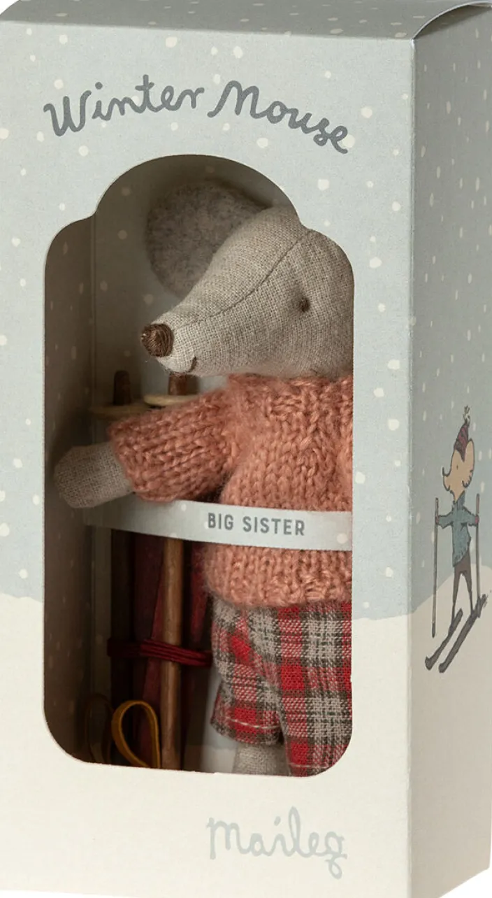 Große Schwester Wintermaus mit Ski