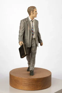 Handbemalte Bronze-Skulptur »Geschäftsmann«