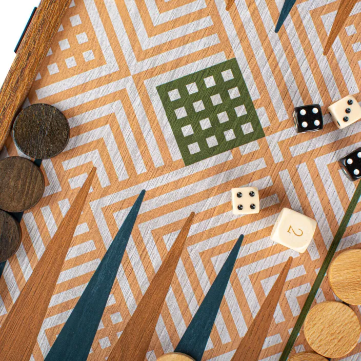 4-in-1 Retro Kombi-Spiel-Set aus Walnuss-Holz