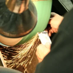 Käsemesser aus Olivenholz