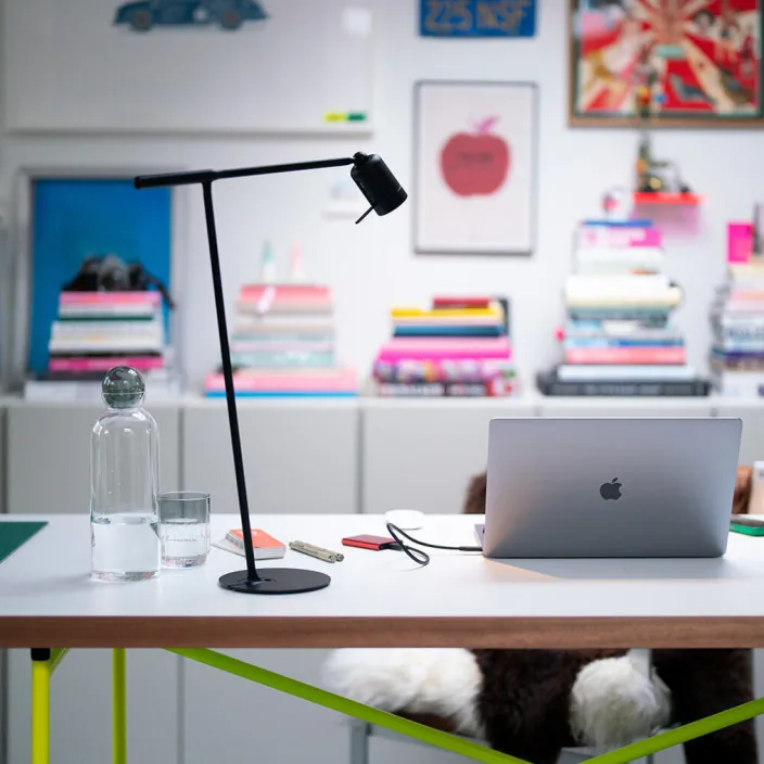 Leuchte »ONE« mit Halterung