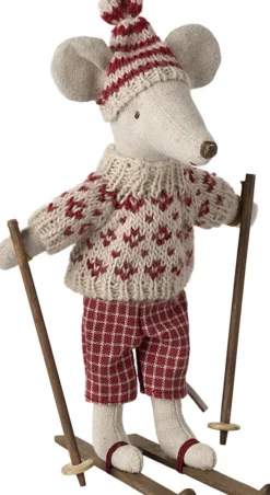Mama Wintermaus mit Skiset