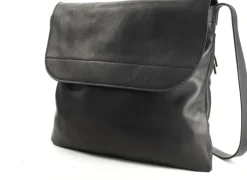 »ZEIT Messengerbag« aus Leder